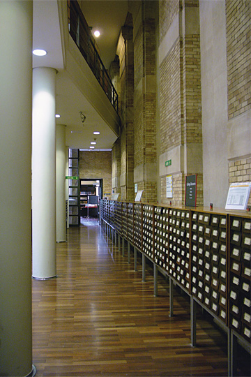 Archivadores de la Biblioteca Nacional de madrid